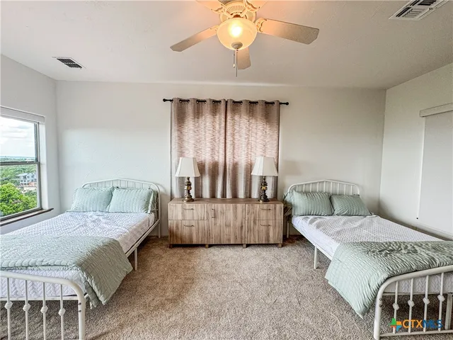 $4,000 | 2000 Village Oak, Canyon Lake, TX 78133