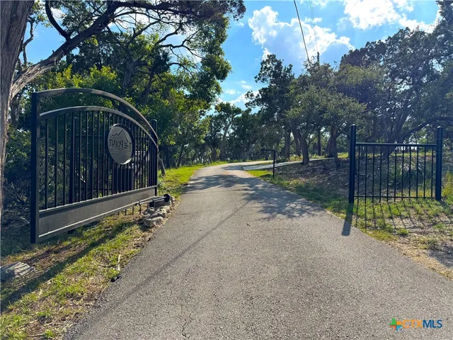 $4,000 | 2000 Village Oak, Canyon Lake, TX 78133