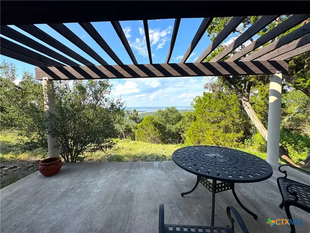 $4,000 | 2000 Village Oak, Canyon Lake, TX 78133