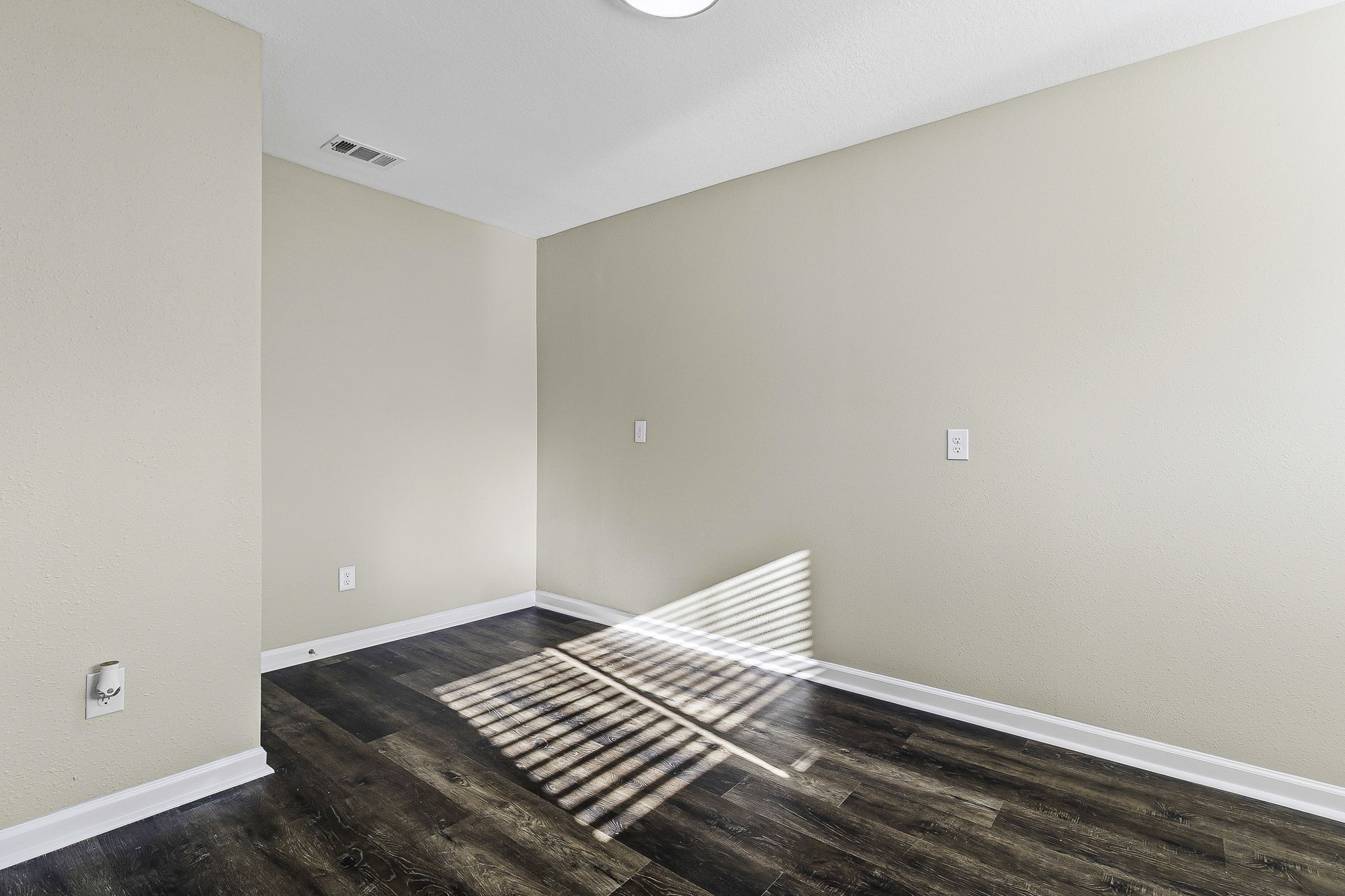 416 Kickapoo Drive Livingston, TX 77351 - Photo 21 of 36 a view of an empty room