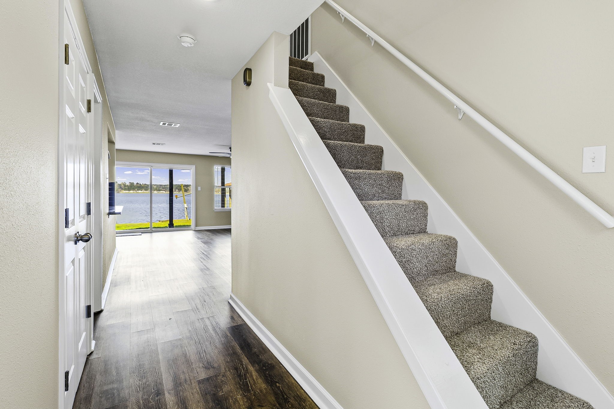 416 Kickapoo Drive Livingston, TX 77351 - Photo 6 of 36 a view of entryway and hall with wooden floor
