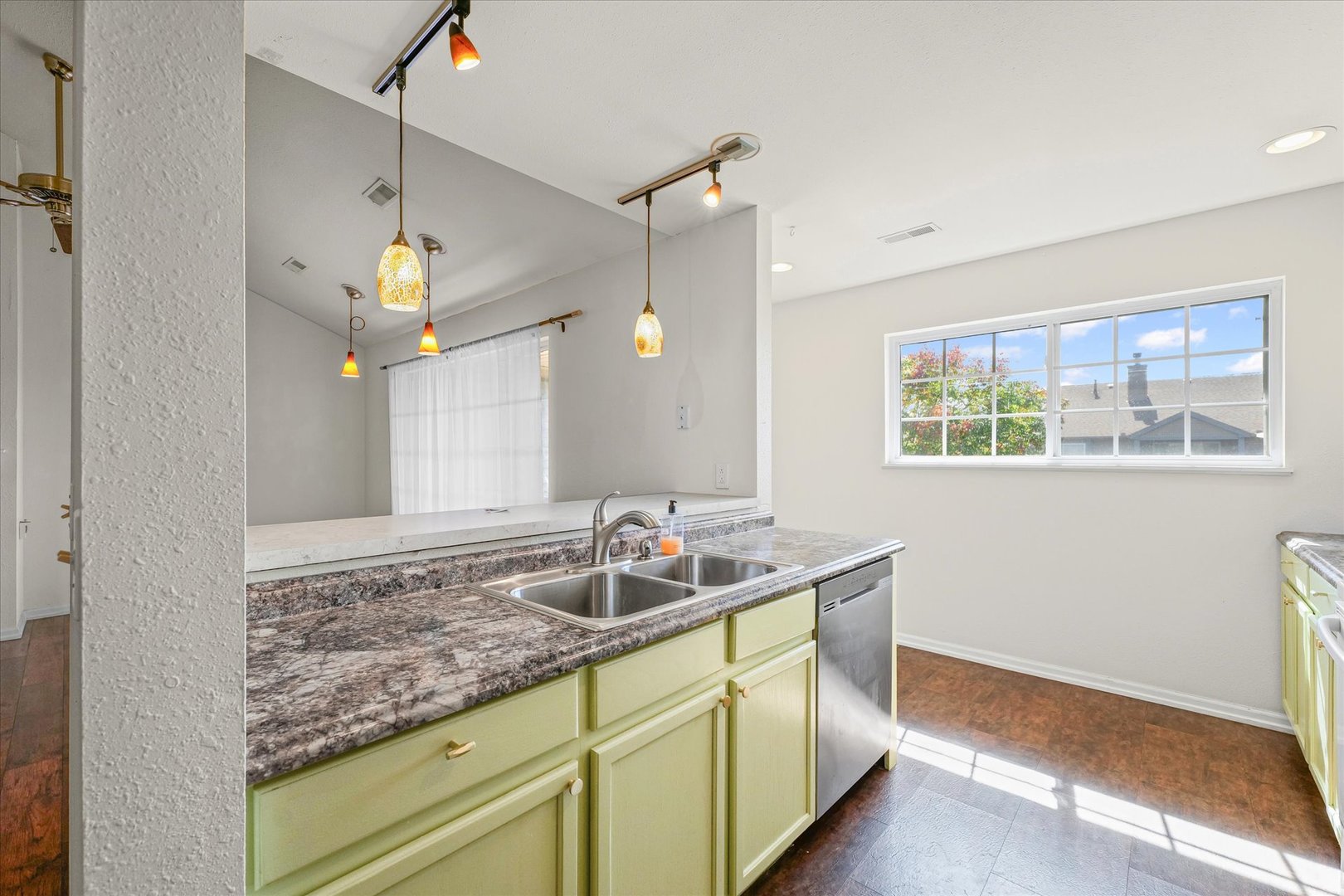 2404 Windward Boulevard, Unit 202 Champaign, IL 61821 - Photo 12 of 29