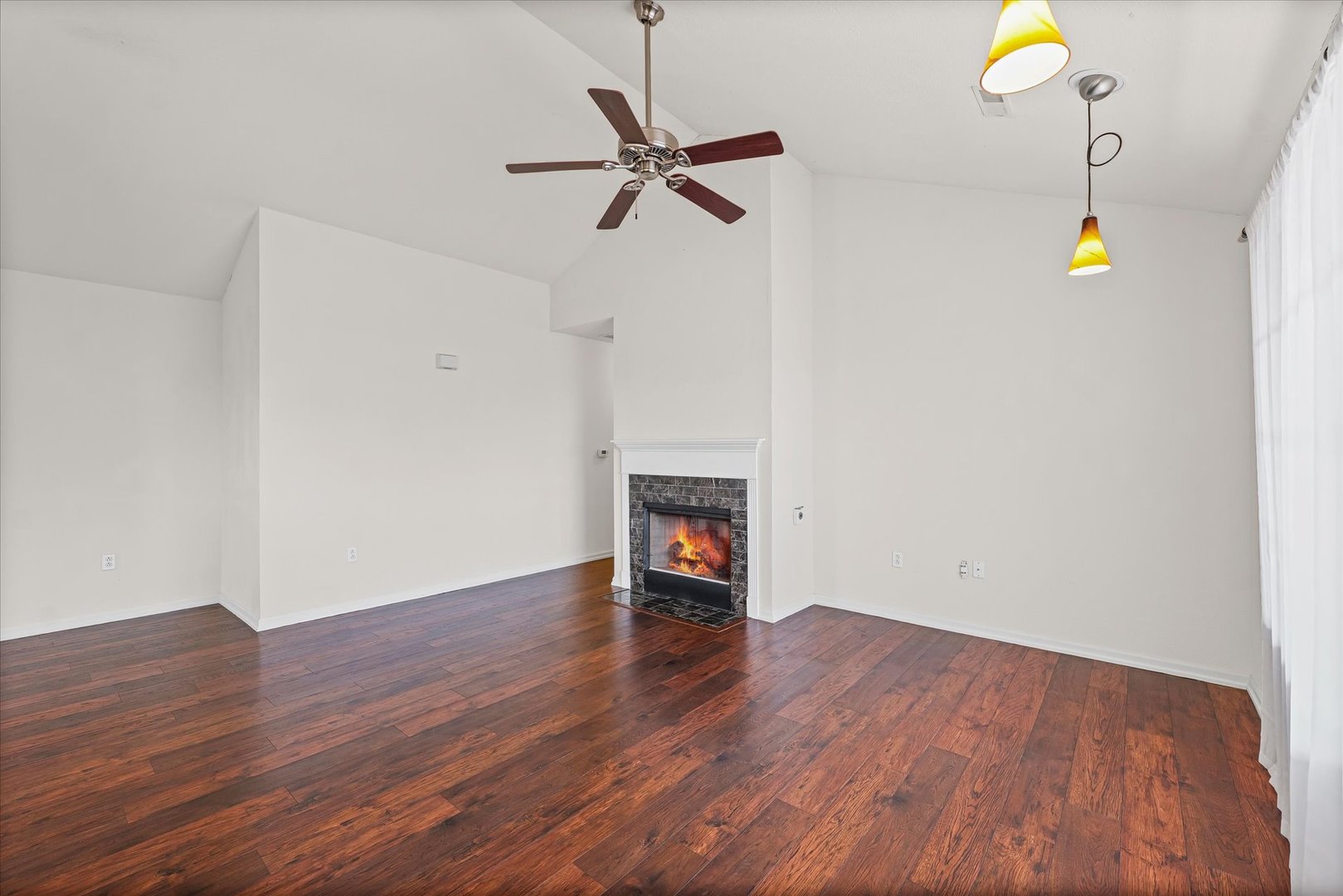 2404 Windward Boulevard, Unit 202 Champaign, IL 61821 - Photo 18 of 29