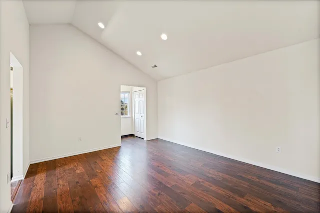 $175,900 | 2404 Windward Boulevard, Unit 202, Champaign, IL 61821