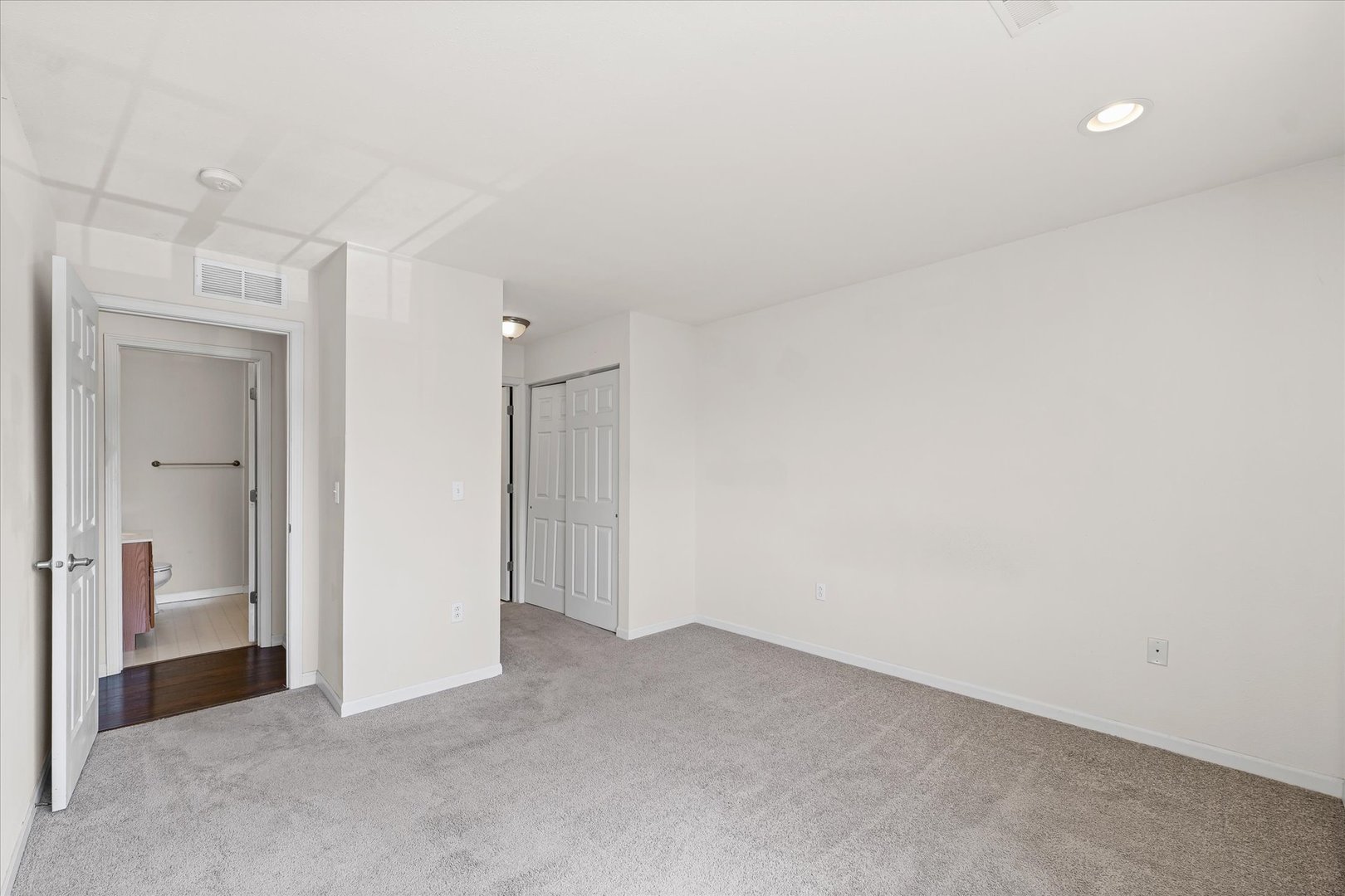 2404 Windward Boulevard, Unit 202 Champaign, IL 61821 - Photo 23 of 29