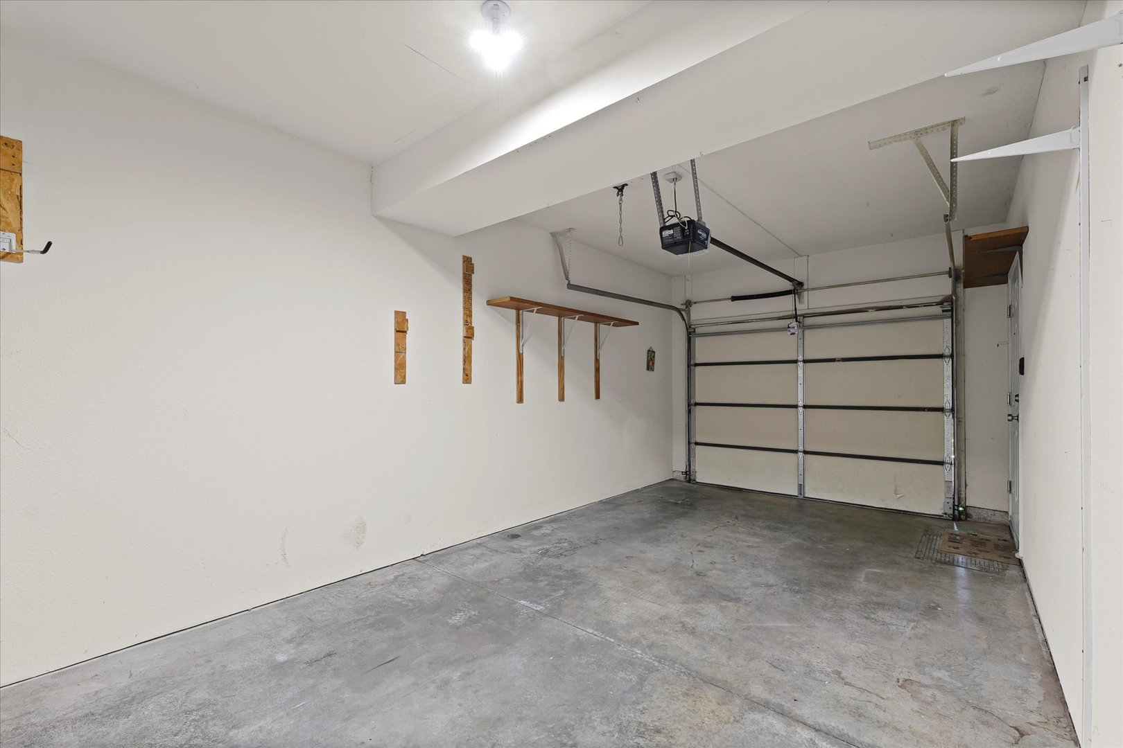 2404 Windward Boulevard, Unit 202 Champaign, IL 61821 - Photo 4 of 29