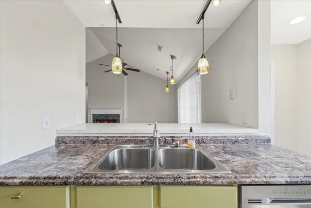 $175,900 | 2404 Windward Boulevard, Unit 202, Champaign, IL 61821