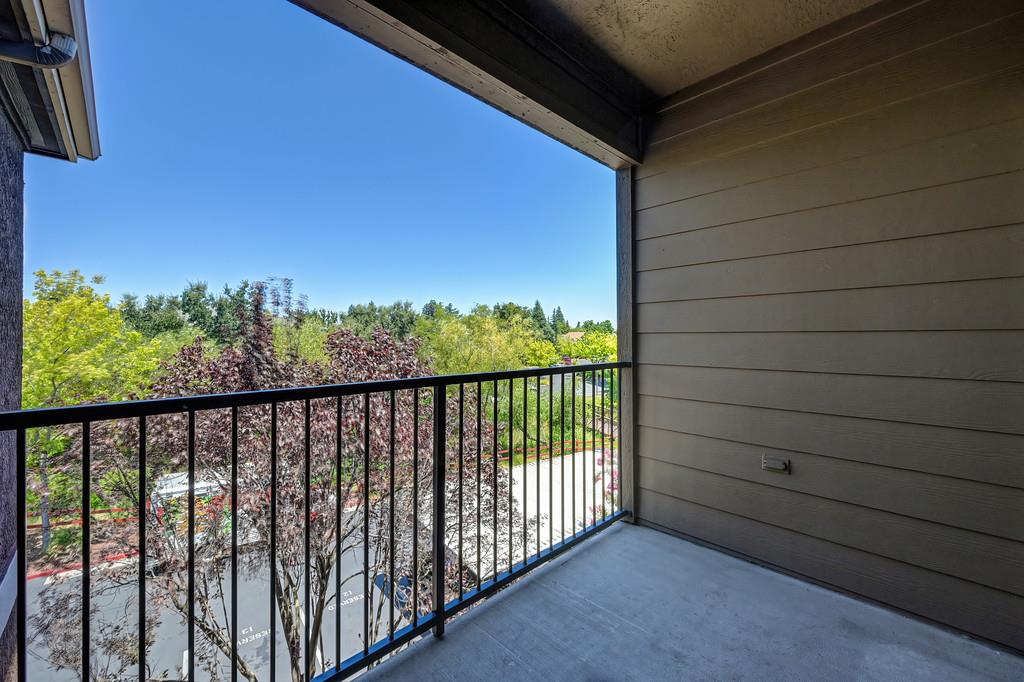 8434 Walerga Road, Unit 136 Antelope, CA 95843 - Photo 29 of 44