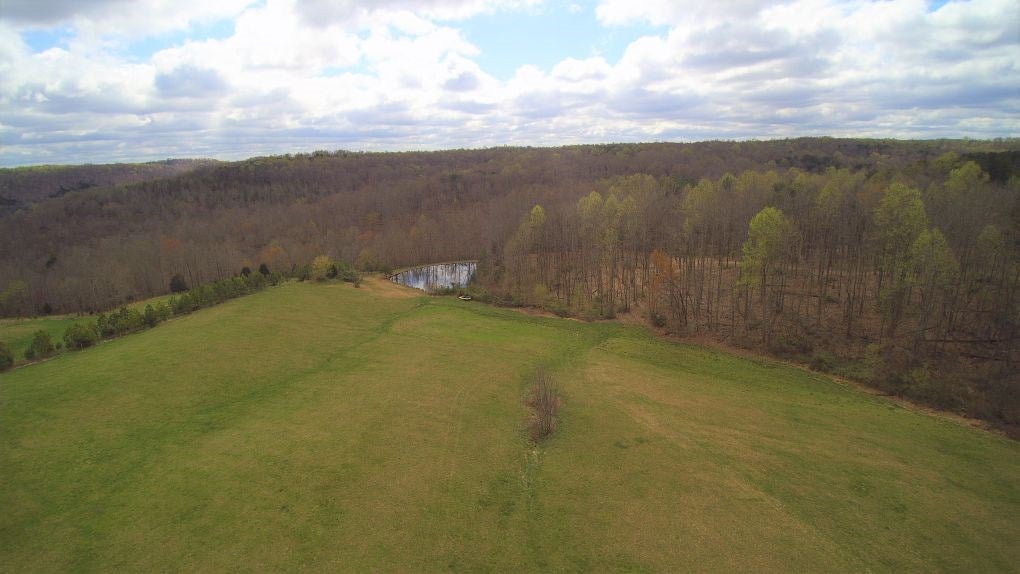 893 Center Point Road West Cub Run, KY 42729 - Photo 8 of 13 Gallery Image 8