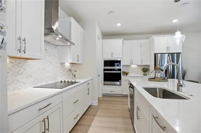 $760,000 | 2985 Water Clover Court, Apopka, FL 32712