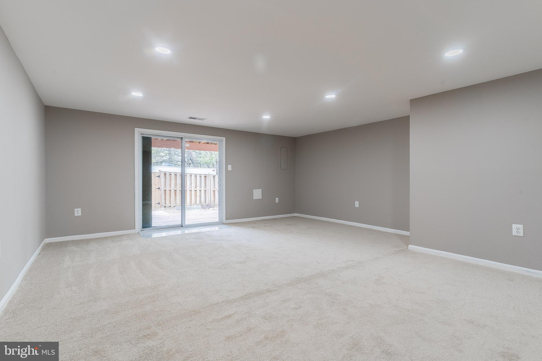7324 Stream Way Springfield, VA 22152 - Photo 23 of 30 Gallery Image 23