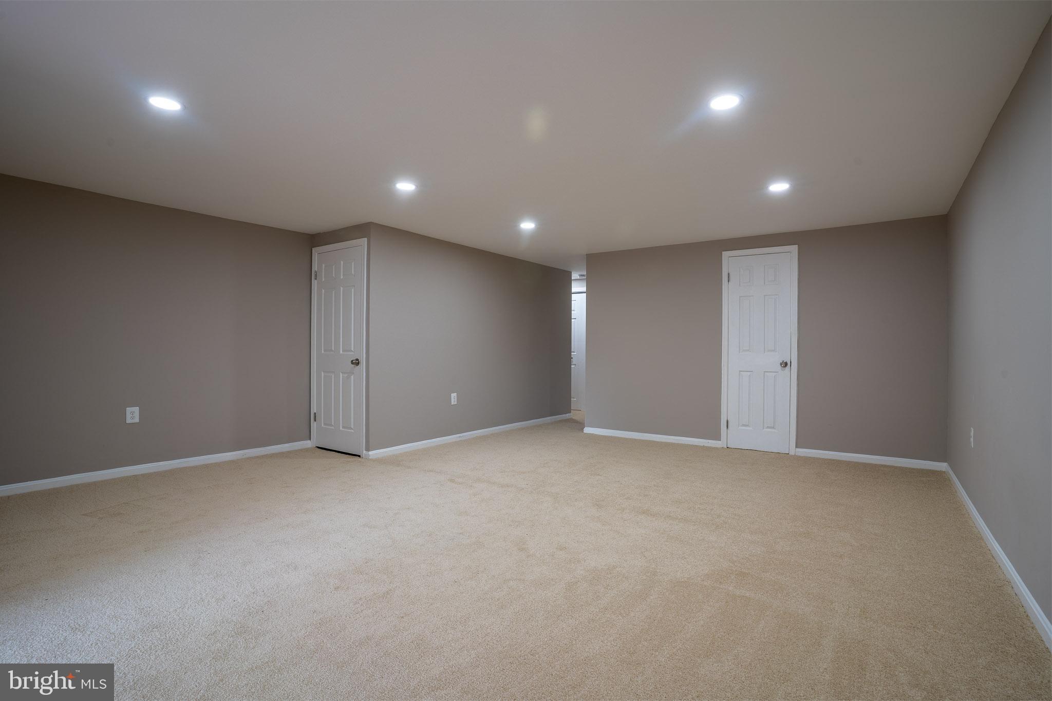 7324 Stream Way Springfield, VA 22152 - Photo 24 of 30 Gallery Image 24