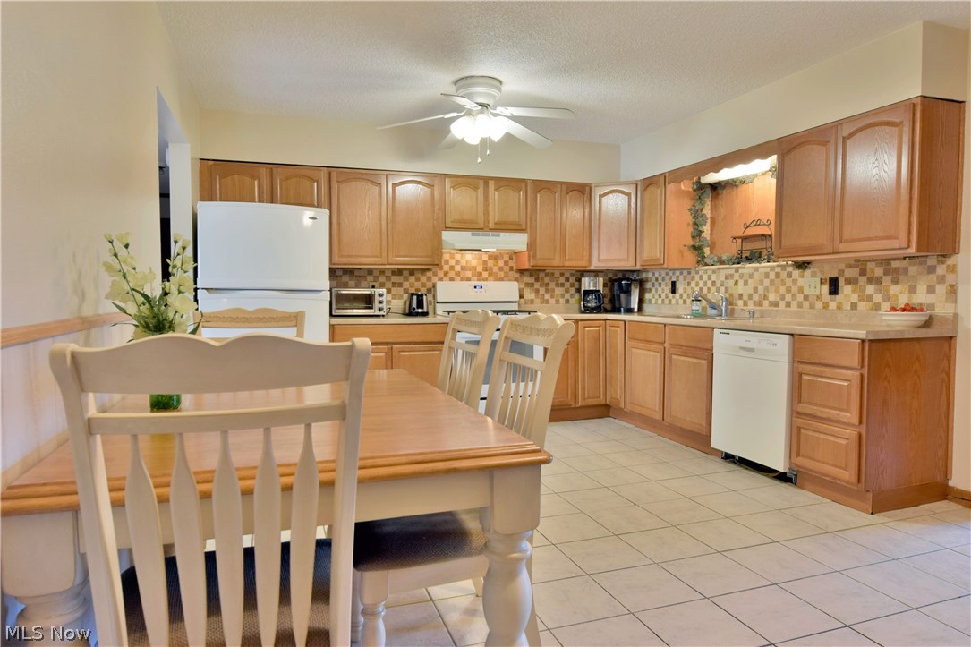 5056 Warner Road Kinsman, OH 44428 - Photo 7 of 35 Gallery Image 7