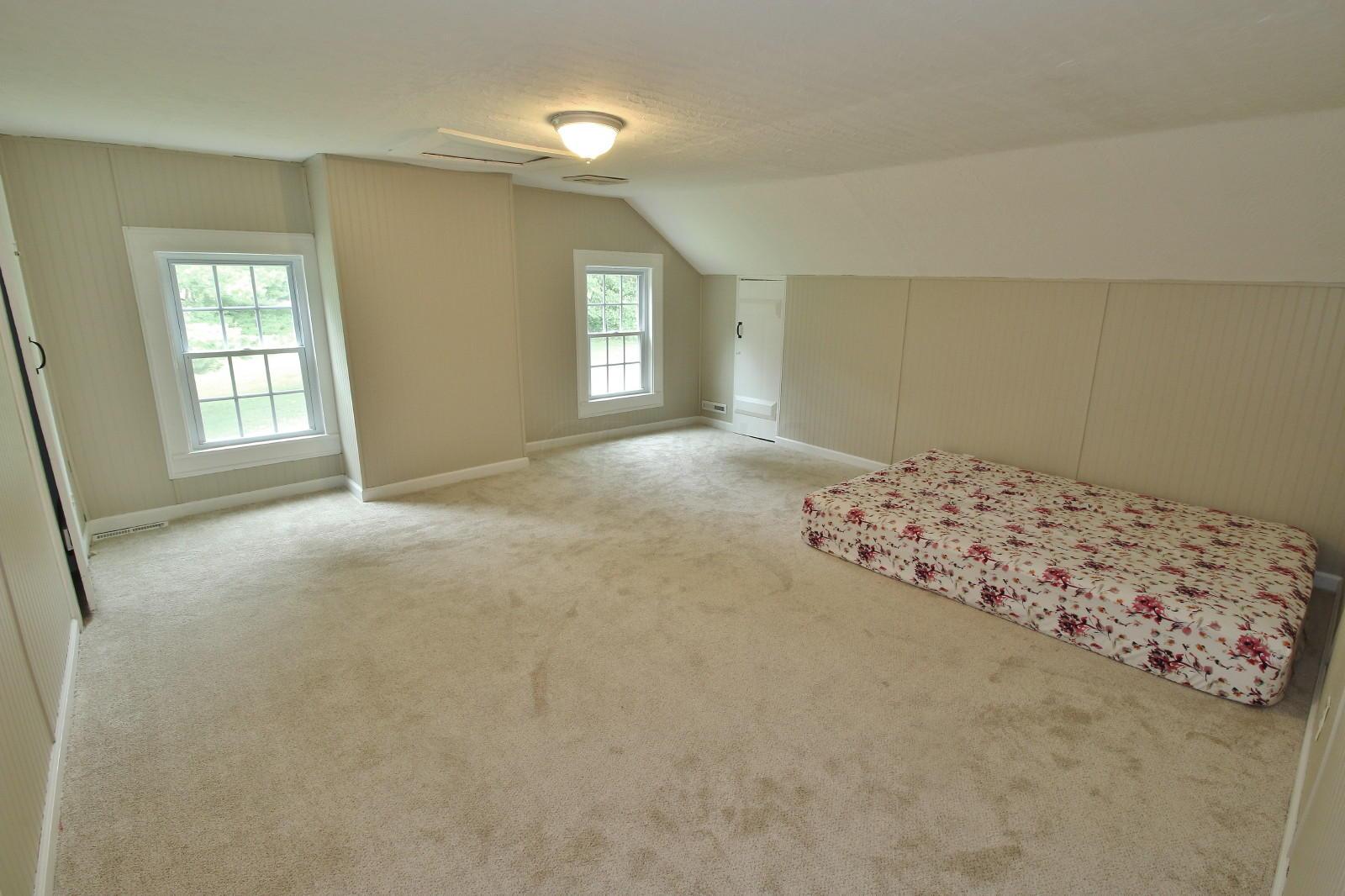 10210 Palmer Road Hopewell, OH 43746 - Photo 19 of 37