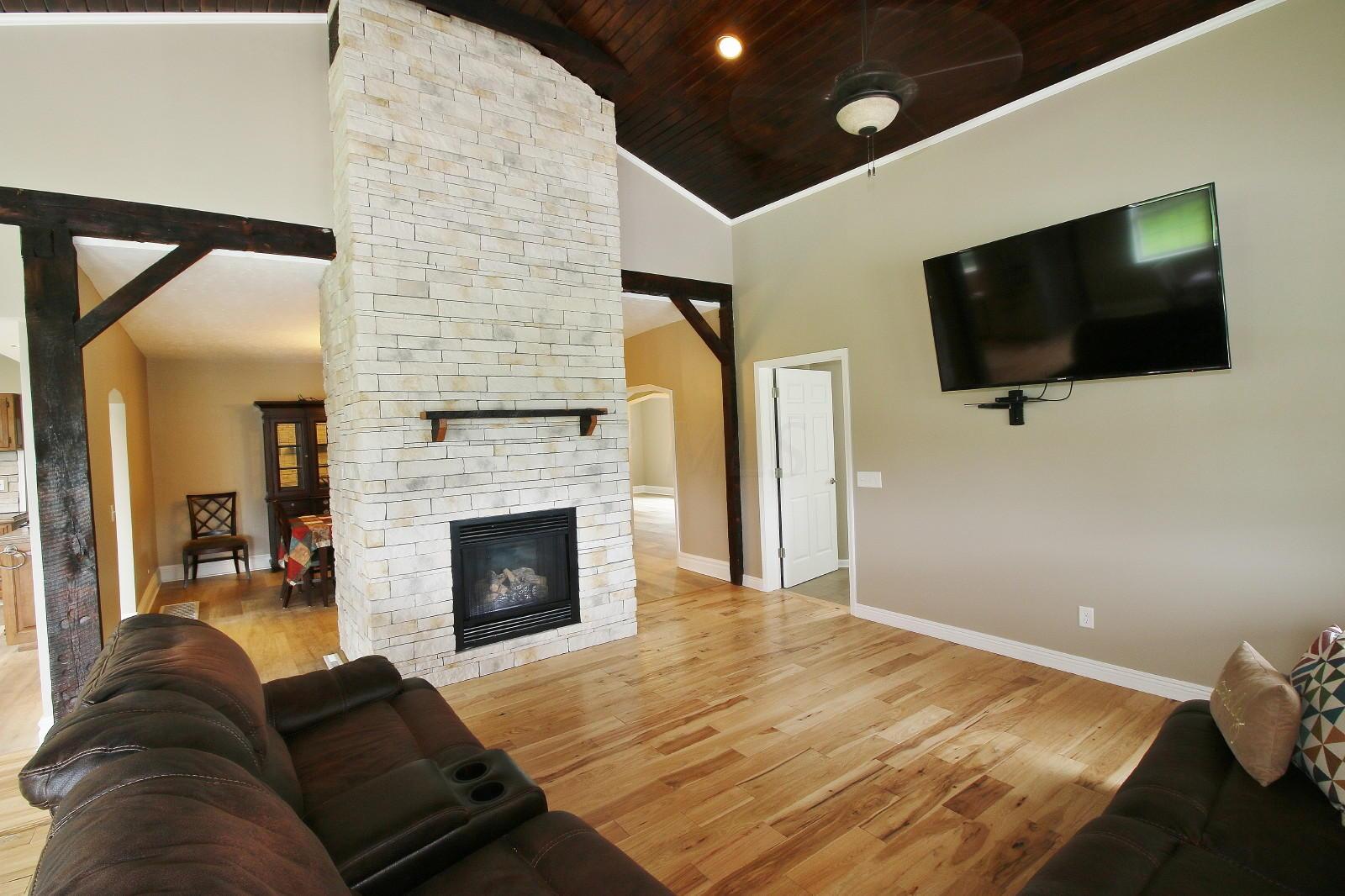 10210 Palmer Road Hopewell, OH 43746 - Photo 6 of 37