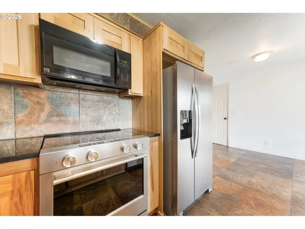 $500,000 | 1310 West Quinalt Street, Springfield, OR 97477