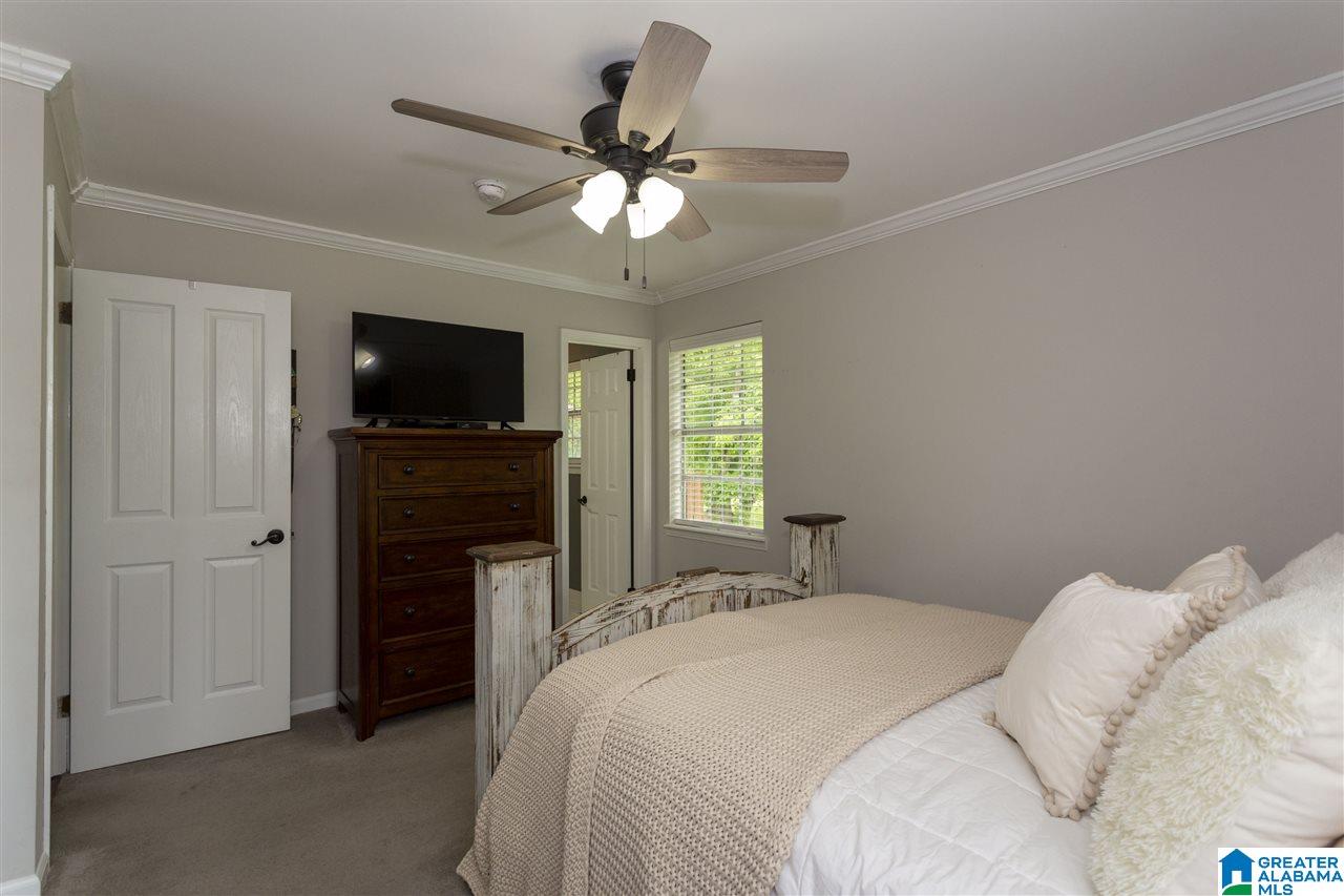 212 West Shugart Ridge Road Gardendale, AL 35071 - Photo 15 of 34