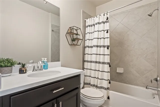 $1,475,000 | 2513 Long Lasso Pass, Leander, TX 78641