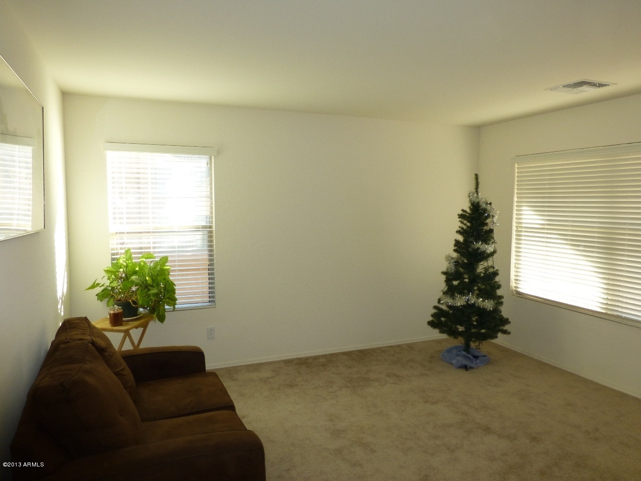 3328 West Apollo Road Phoenix, AZ 85041 - Photo 12 of 44 P1020929