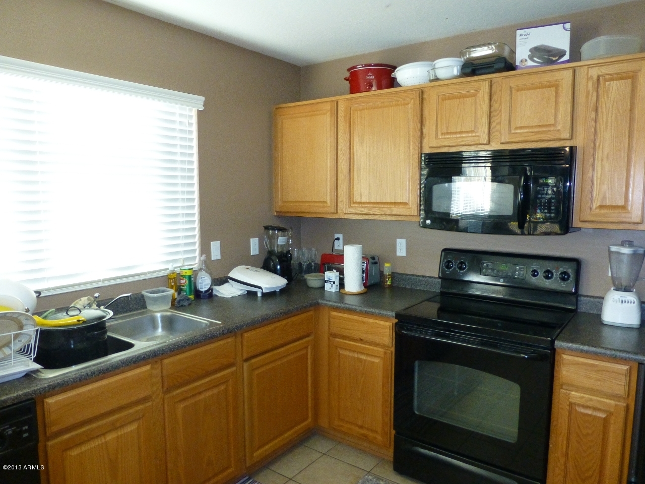 3328 West Apollo Road Phoenix, AZ 85041 - Photo 17 of 44 P1020935