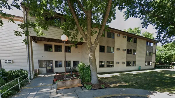 $742 | 1531 6th Place Southeast, Mason City, IA 50401