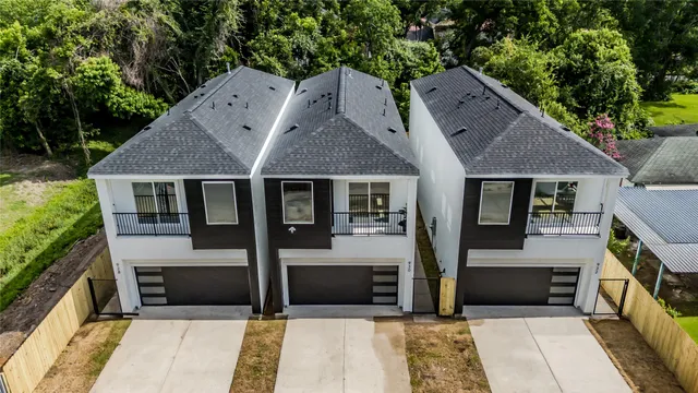 a view of house with outdoor space