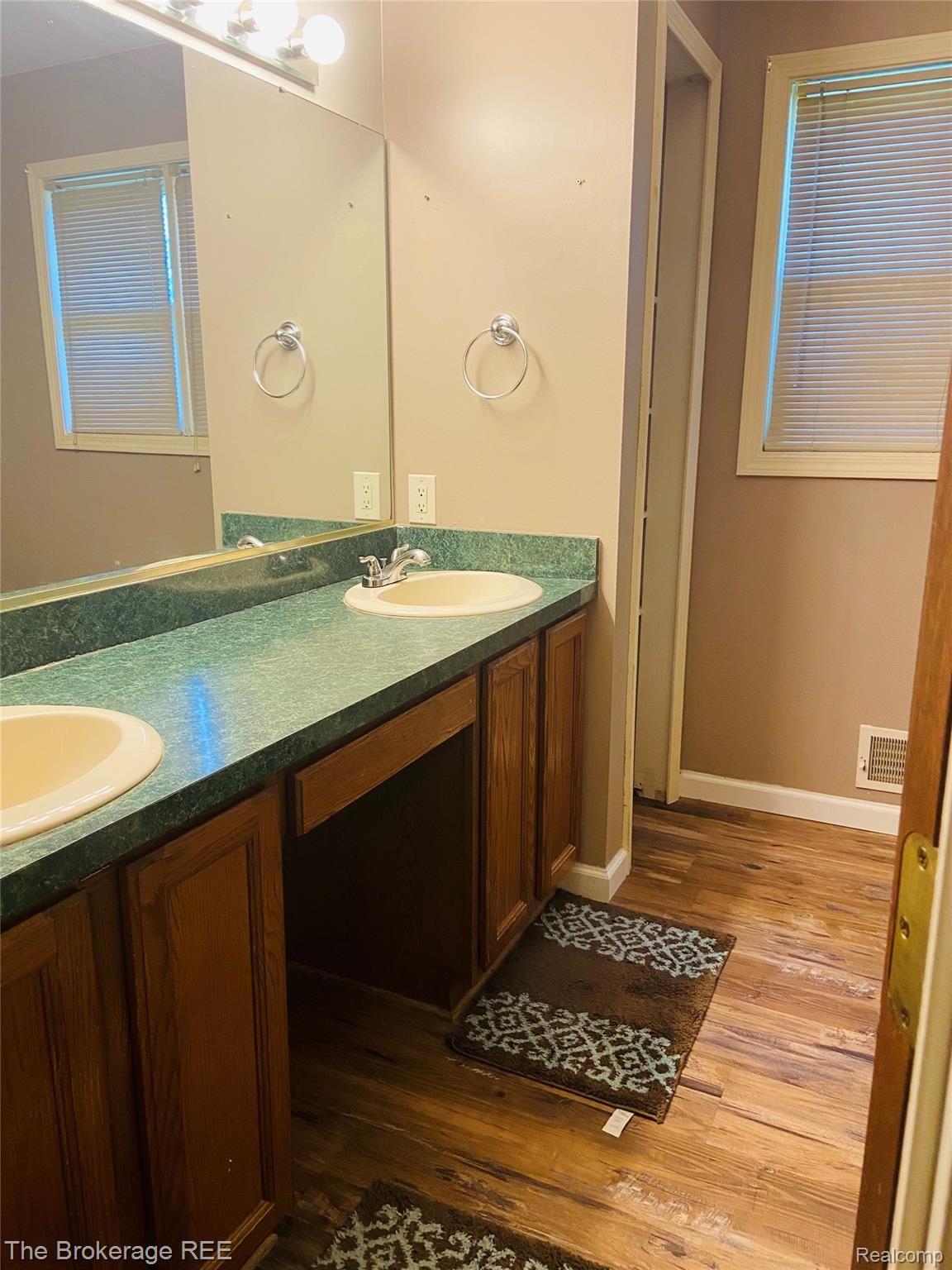 10023 Silver Lake Road Linden, MI 48451 - Photo 16 of 17 IMG-2571.jpg