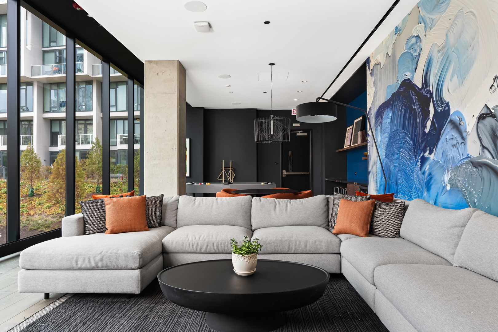 234 West Polk Street, Unit 3503 Chicago, IL 60607 - Photo 27 of 36 a living room with furniture and a large window