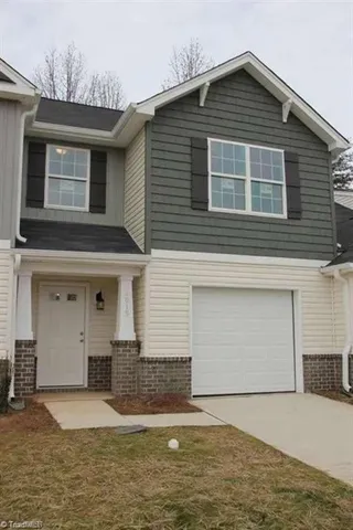 $294,900 | 3815 Copperfield Court, High Point, NC 27265