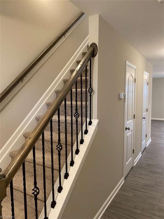 3815 Copperfield Court High Point, NC 27265 - Photo 3 of 23