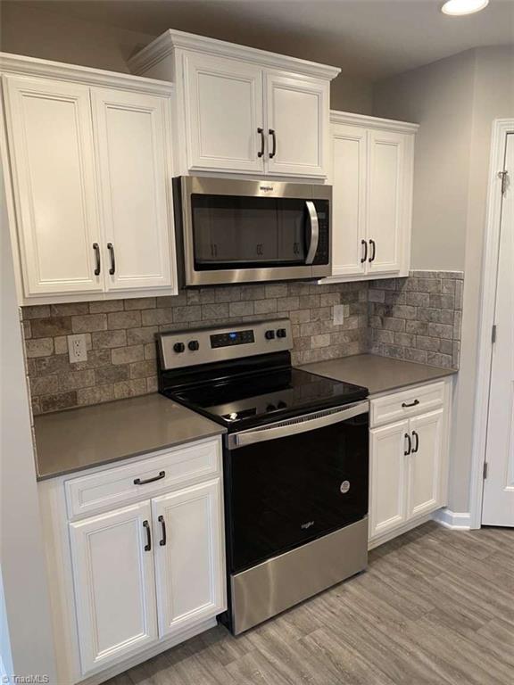 3815 Copperfield Court High Point, NC 27265 - Photo 5 of 23