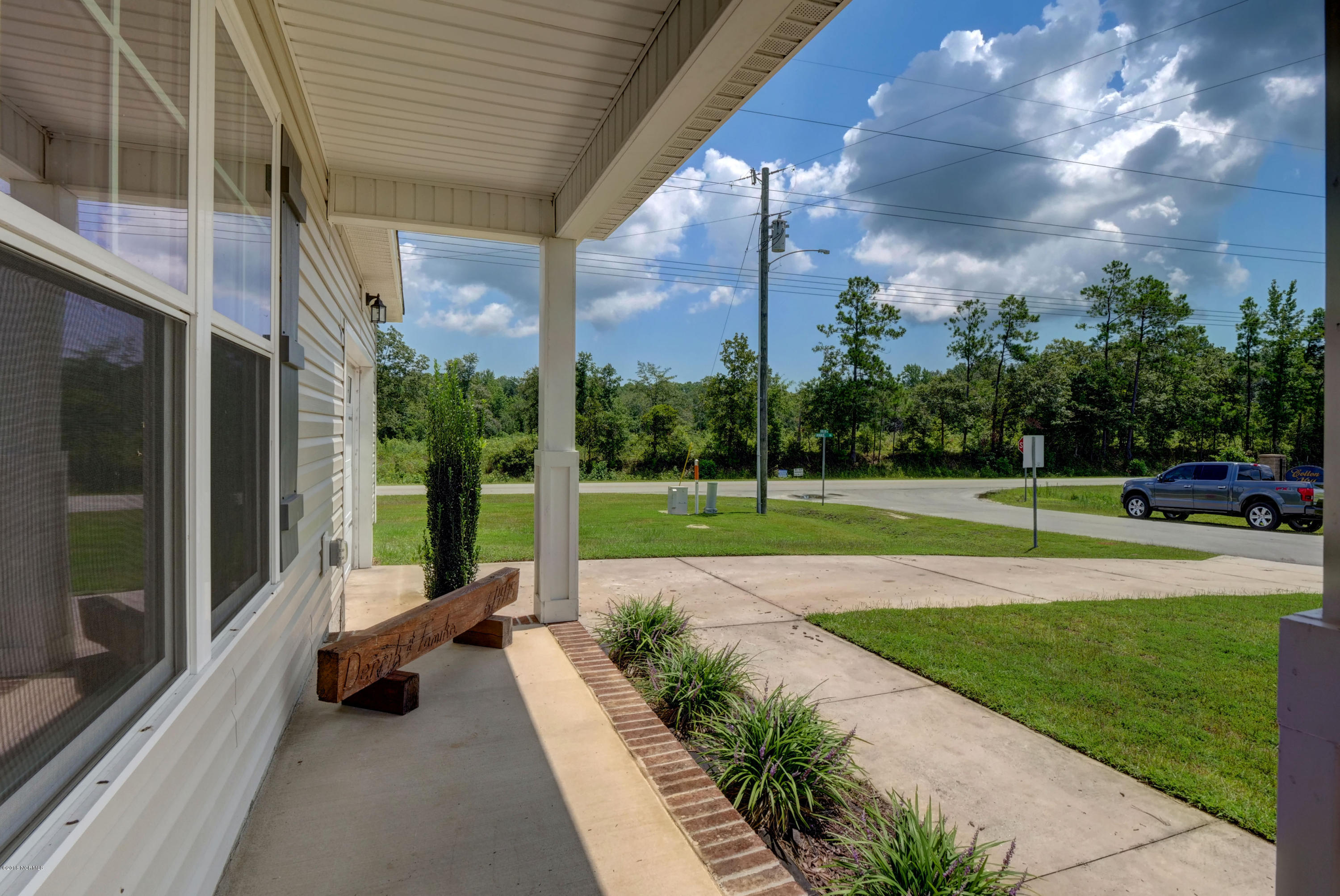 100 Deacons Ridge Road Hubert, NC 28539 - Photo 5 of 30 100 Deacons Ridge Road Hubert-print-006-