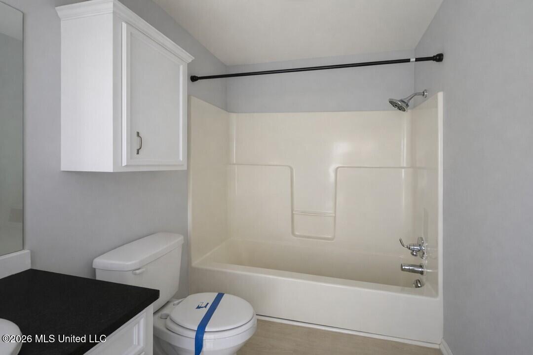 626 David Cove Jackson, MS 39212 - Photo 6 of 11 Bathroom