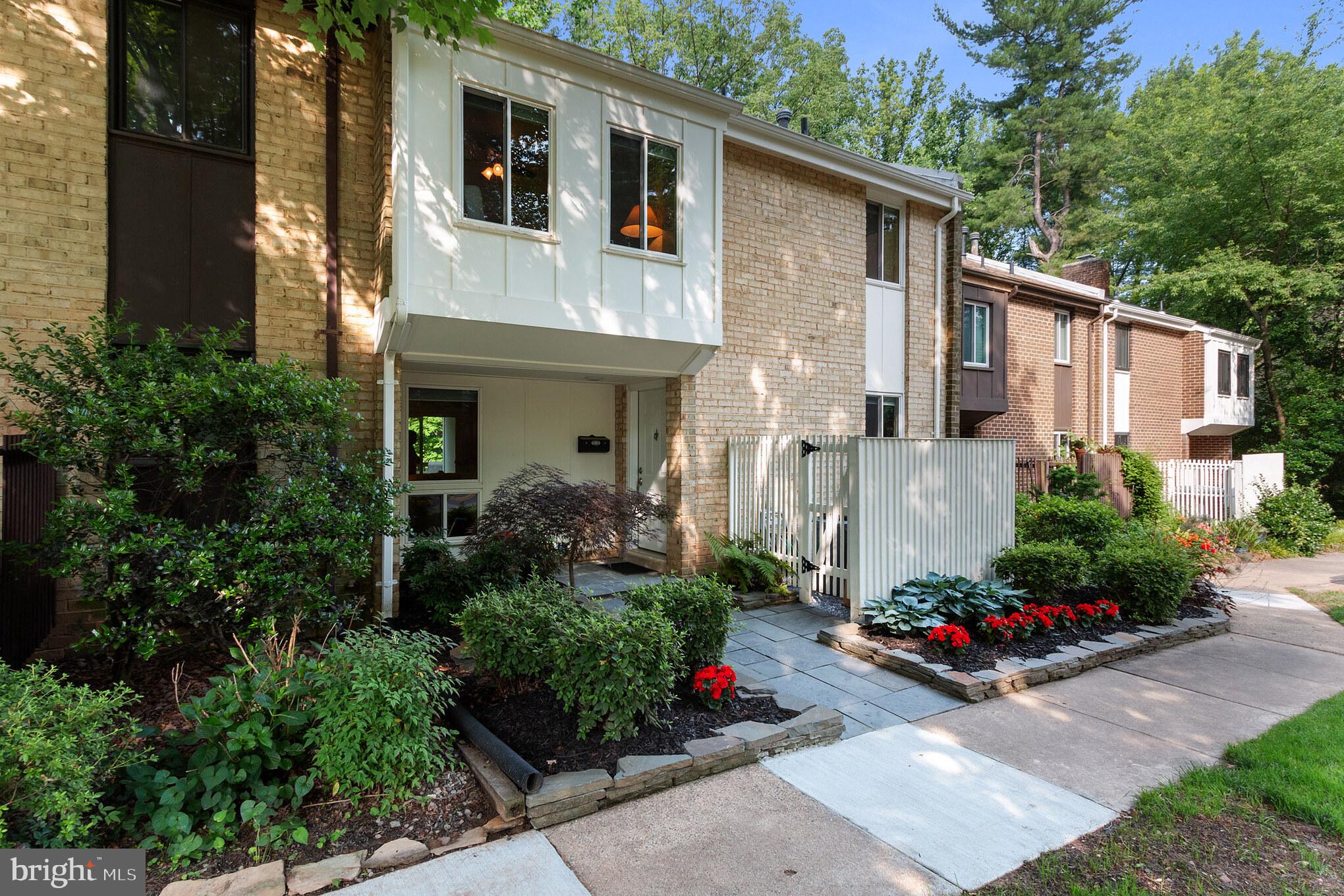 11079 Saffold Way Reston, VA 20190 - Photo 2 of 36