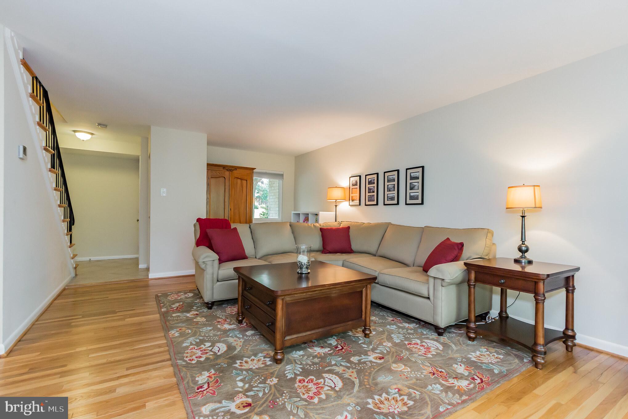 11079 Saffold Way Reston, VA 20190 - Photo 4 of 36