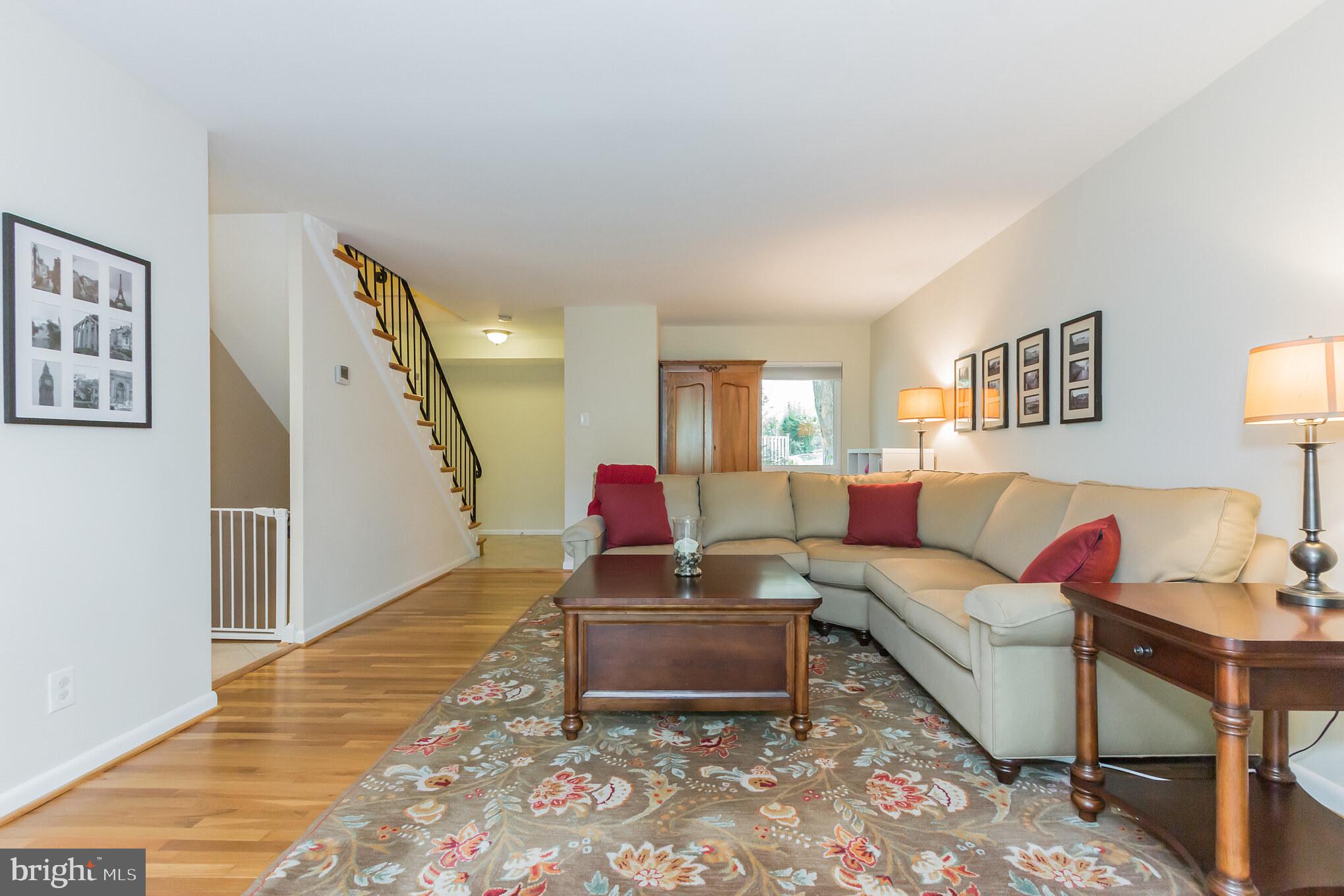 11079 Saffold Way Reston, VA 20190 - Photo 5 of 36