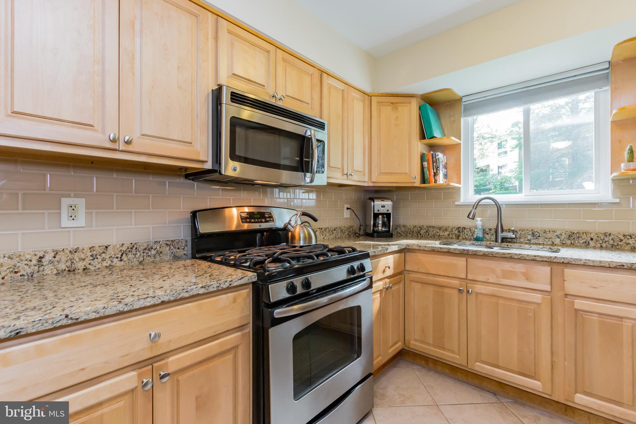 11079 Saffold Way Reston, VA 20190 - Photo 9 of 36