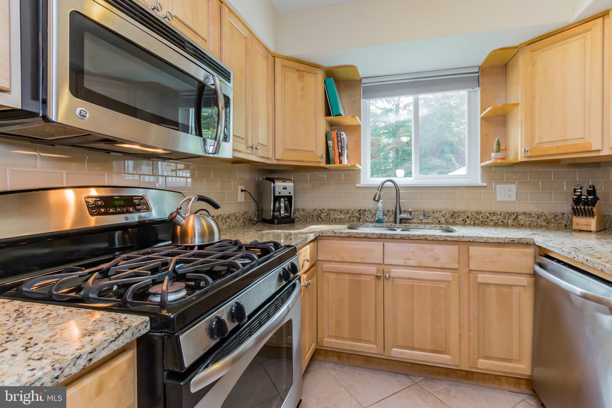 11079 Saffold Way Reston, VA 20190 - Photo 10 of 36