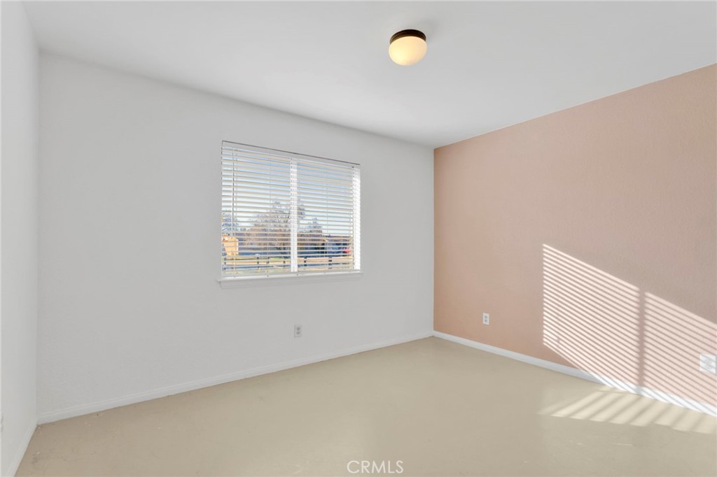 12655 Pocono Road Apple Valley, CA 92308 - Photo 19 of 52