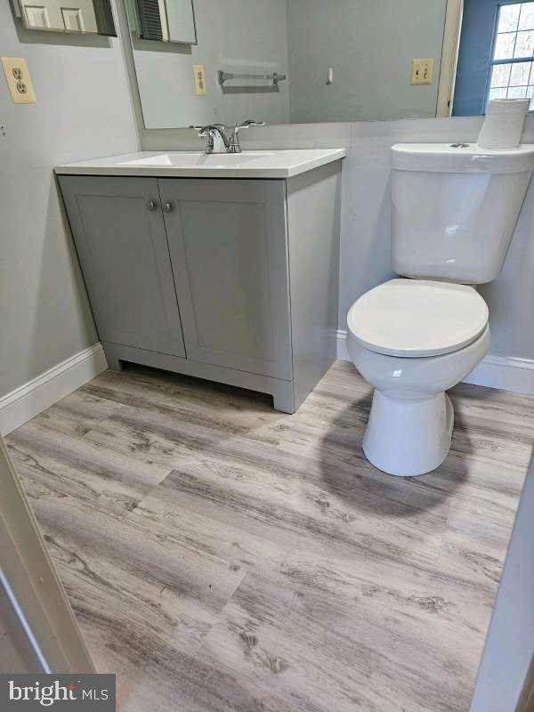 110 Versailles Court Hamilton, NJ 08619 - Photo 12 of 19 a bathroom with a sink and a toilet