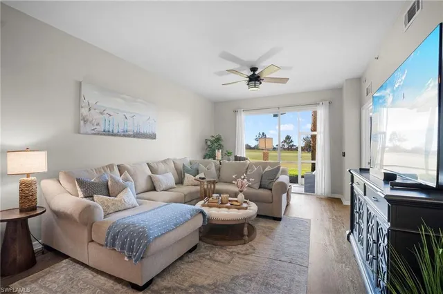 $284,900 | 21330 Lancaster Run, Unit 1215, Estero, FL 33928