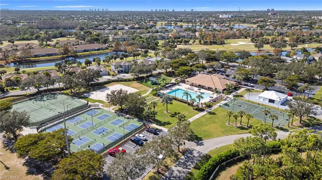 $284,900 | 21330 Lancaster Run, Unit 1215, Estero, FL 33928