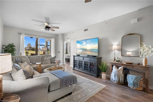 $284,900 | 21330 Lancaster Run, Unit 1215, Estero, FL 33928