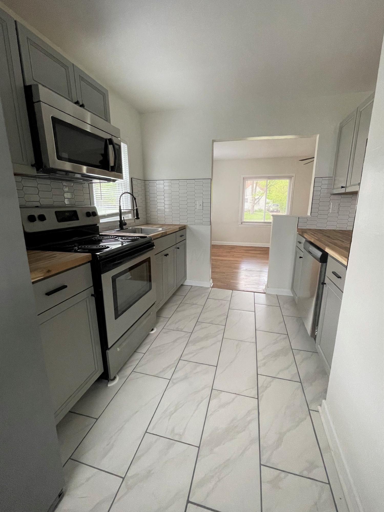 1798 Marston Road Columbus, OH 43219 - Photo 13 of 23 Gallery Image 13
