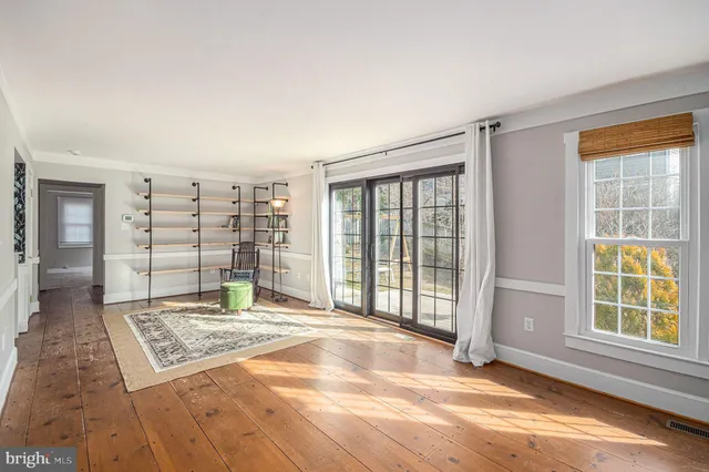 $594,000 | 4635 Holleyside Court, Dumfries, VA 22025