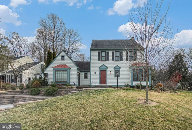 $594,000 | 4635 Holleyside Court, Dumfries, VA 22025