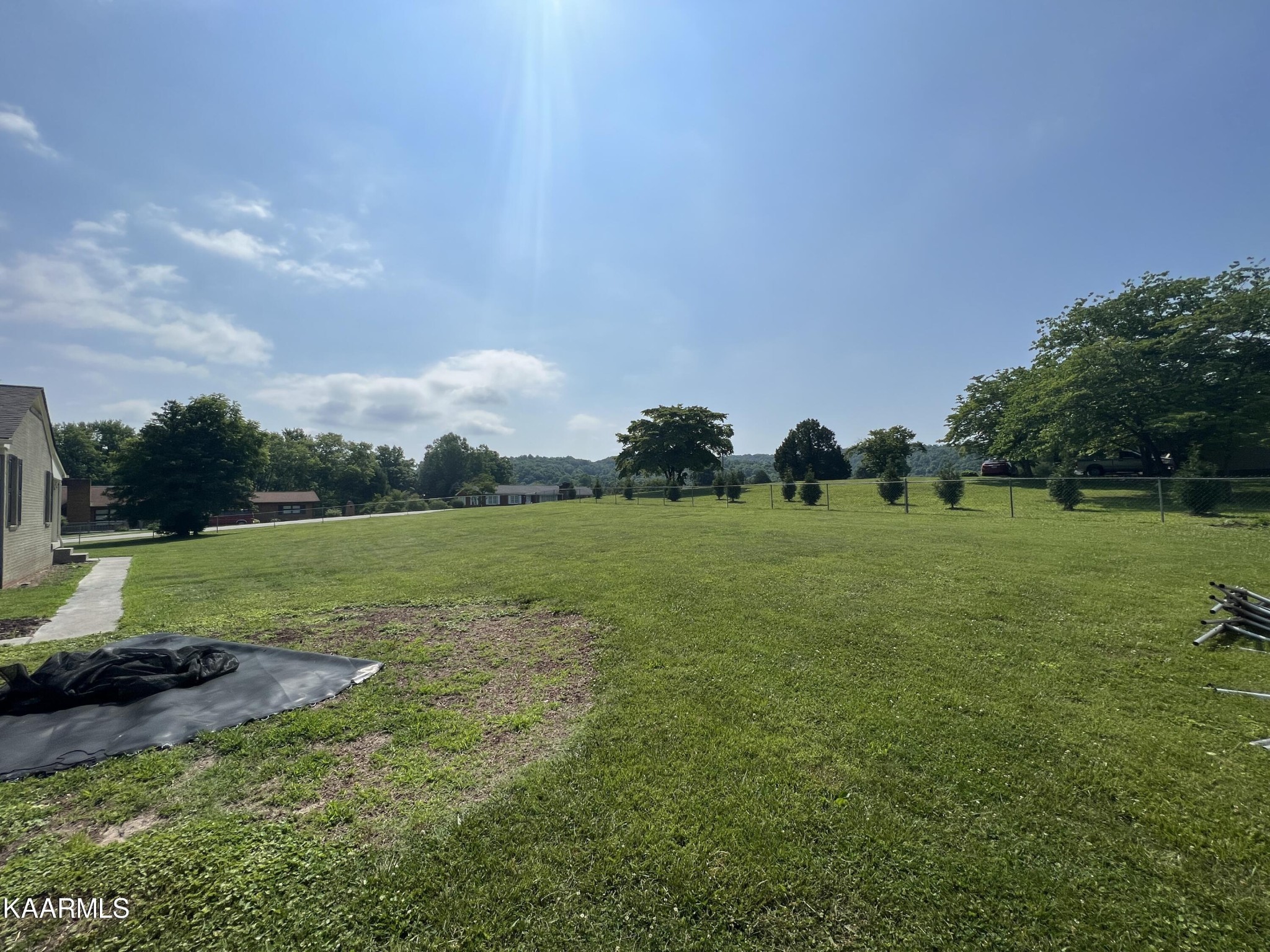 502 Claiborne Road La Follette, TN 37766 - Photo 5 of 28 a view of a golf course with a garden