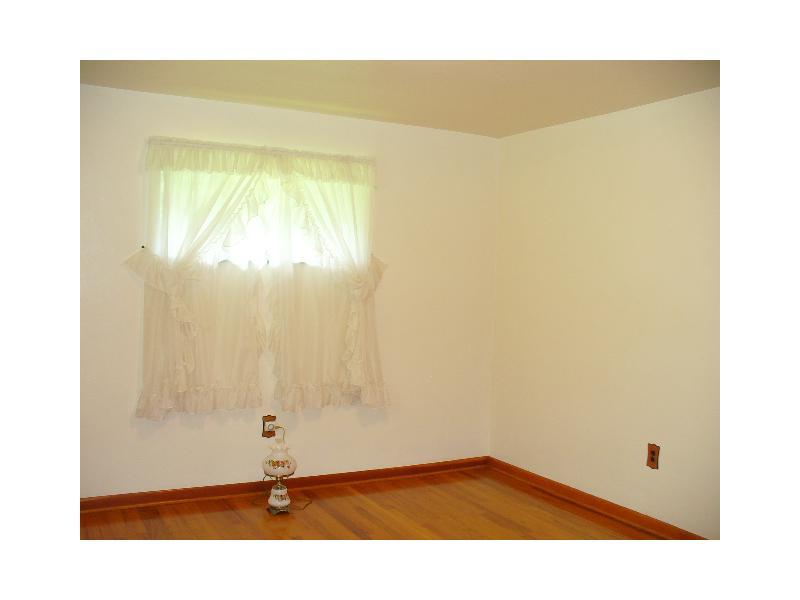 1012 Moon Run Road McKees Rocks, PA 15136 - Photo 9 of 20 Bedroom.