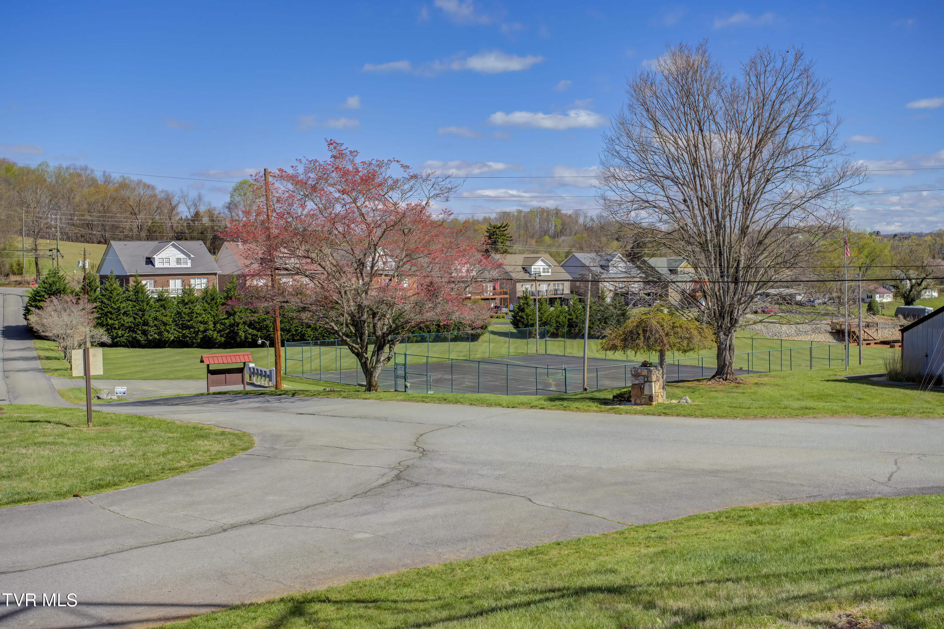780 Hamilton Road, Unit C7 Blountville, TN 37617 - Photo 8 of 32 780 Hamilton C7 (29)