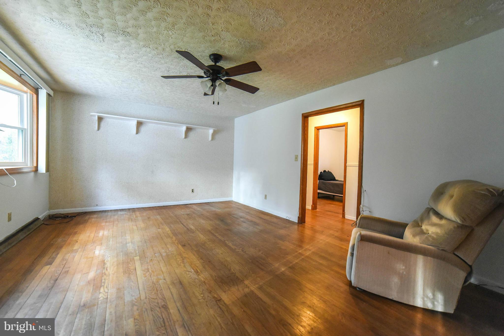44240 Tall Timbers Road Tall Timbers, MD 20690 - Photo 5 of 25 Living Room